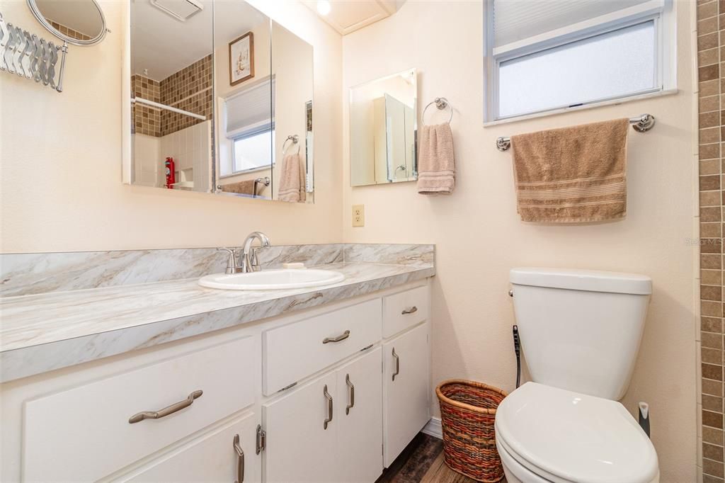 En Venta: $258,500 (3 camas, 2 baños, 1524 Pies cuadrados)