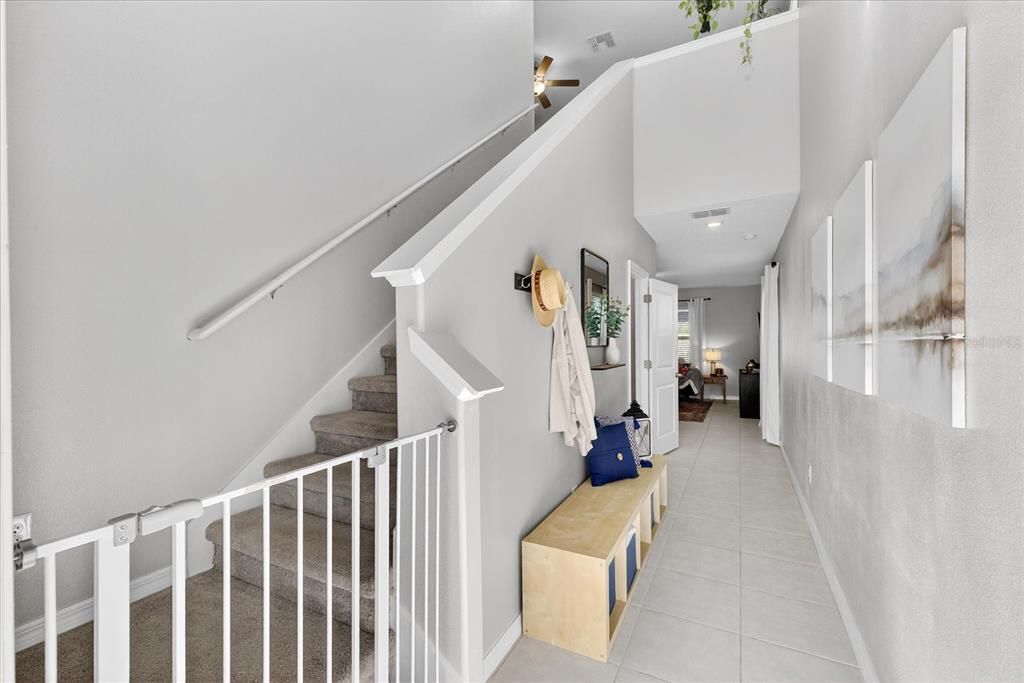 En Venta: $380,000 (4 camas, 2 baños, 1870 Pies cuadrados)