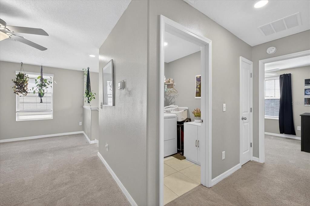 En Venta: $380,000 (4 camas, 2 baños, 1870 Pies cuadrados)