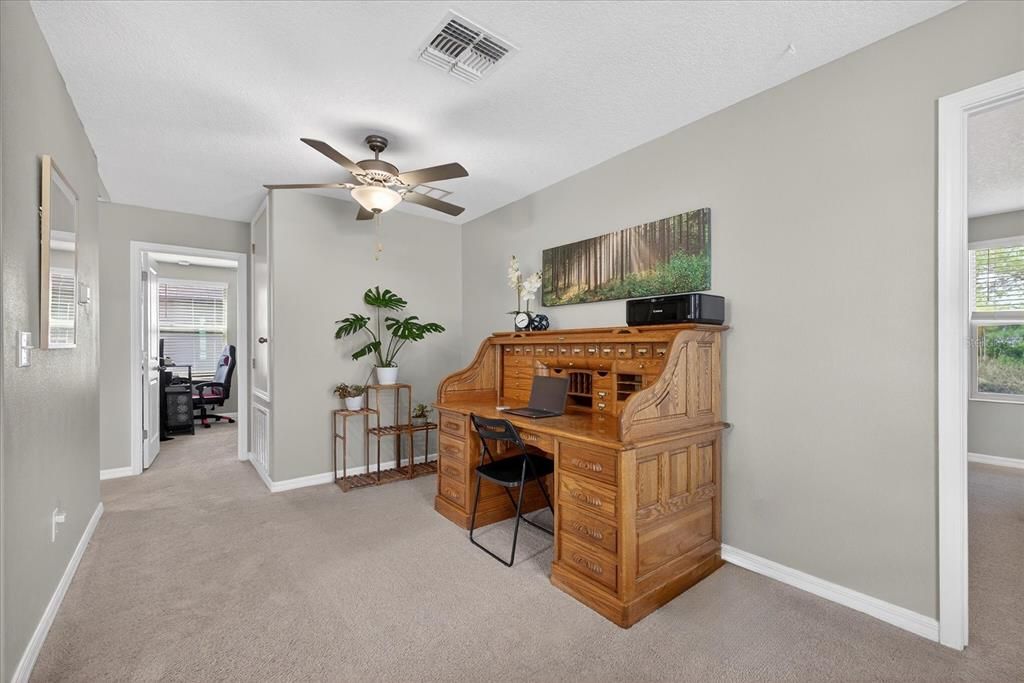 En Venta: $380,000 (4 camas, 2 baños, 1870 Pies cuadrados)