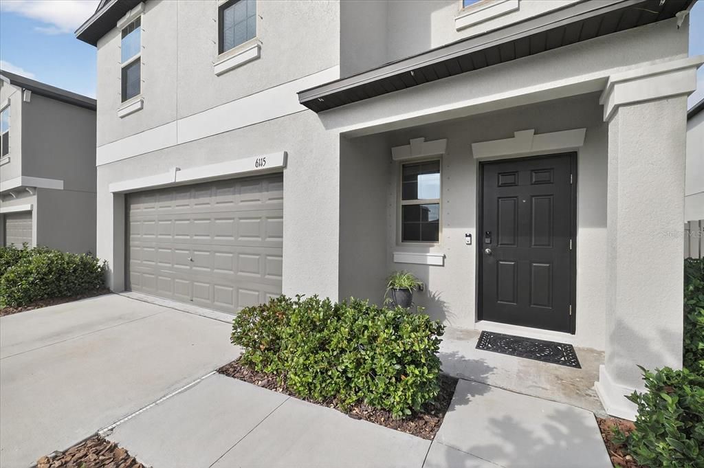 En Venta: $380,000 (4 camas, 2 baños, 1870 Pies cuadrados)