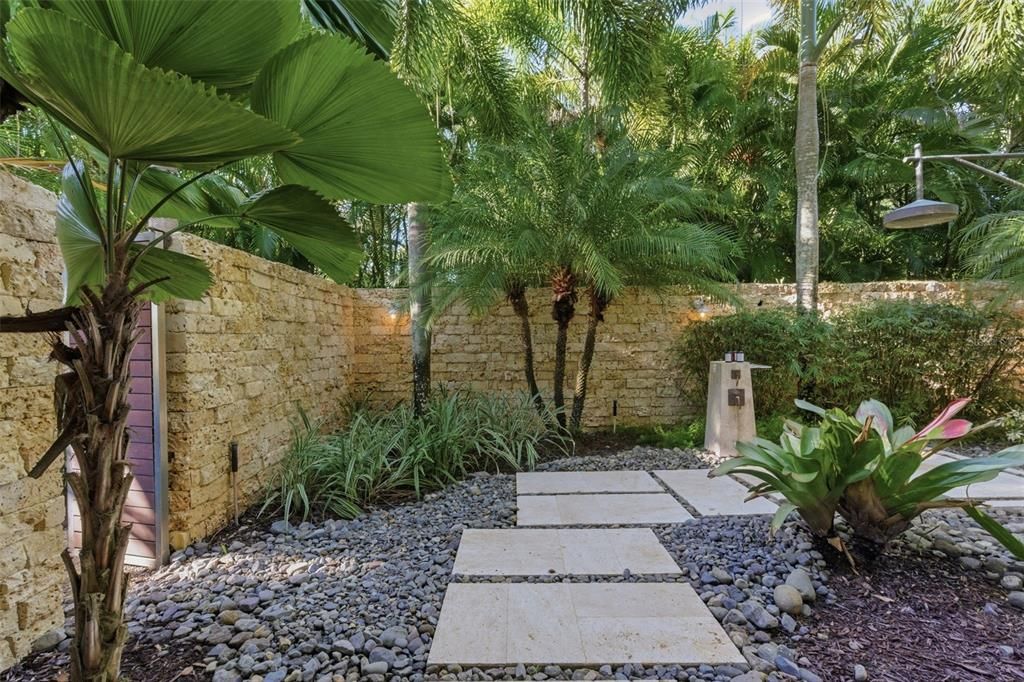 待售: $43,000,000 (7 贝兹, 7 浴室, 10701 平方英尺)