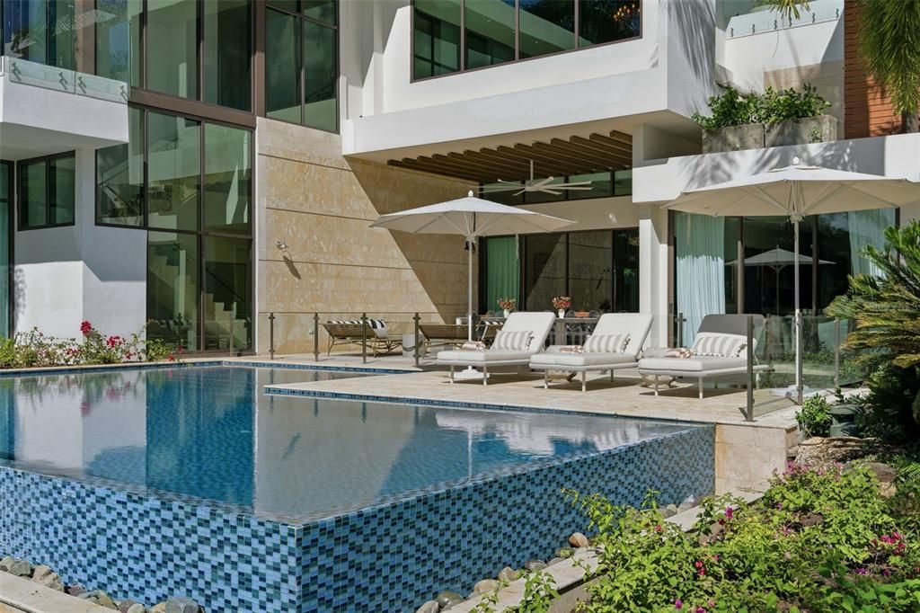 待售: $43,000,000 (7 贝兹, 7 浴室, 10701 平方英尺)