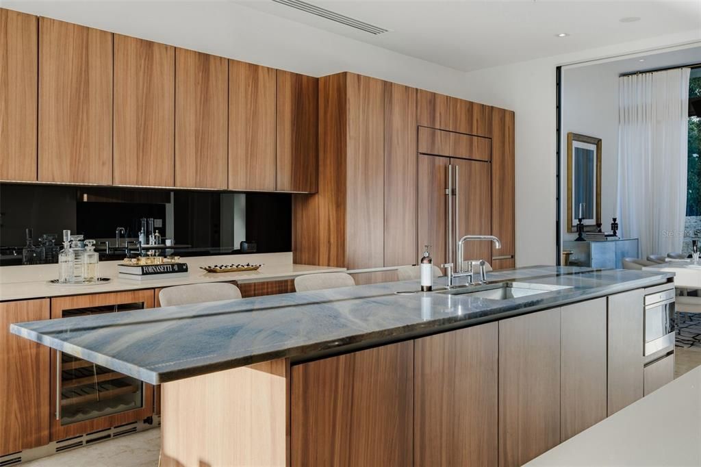 待售: $43,000,000 (7 贝兹, 7 浴室, 10701 平方英尺)