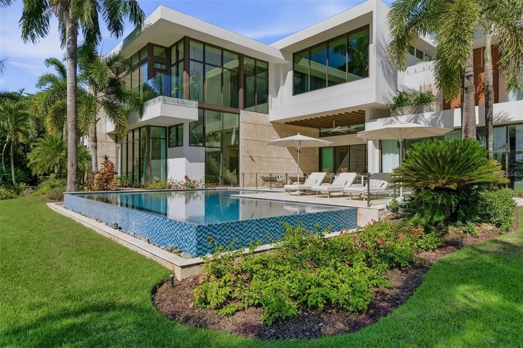 待售: $43,000,000 (7 贝兹, 7 浴室, 10701 平方英尺)