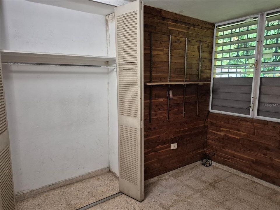 En Venta: $161,000 (4 camas, 2 baños, 1500 Pies cuadrados)