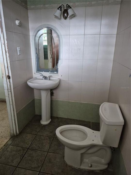 En Venta: $161,000 (4 camas, 2 baños, 1500 Pies cuadrados)