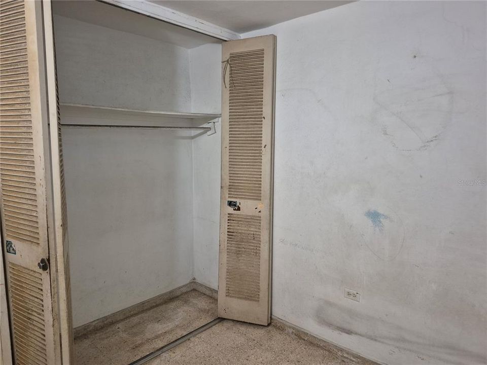 En Venta: $161,000 (4 camas, 2 baños, 1500 Pies cuadrados)