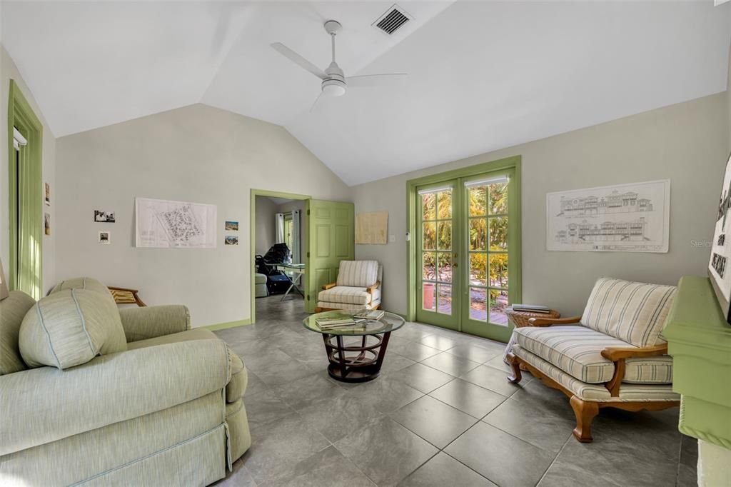 待售: $8,900,000 (13 贝兹, 11 浴室, 10312 平方英尺)