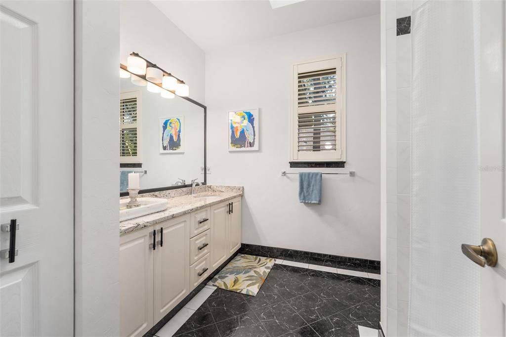 待售: $830,000 (3 贝兹, 3 浴室, 2964 平方英尺)