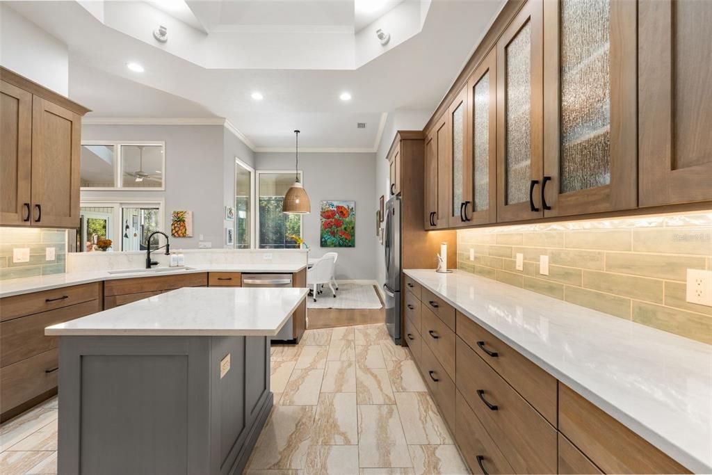 待售: $830,000 (3 贝兹, 3 浴室, 2964 平方英尺)