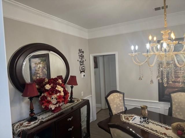 待售: $625,000 (4 贝兹, 2 浴室, 2760 平方英尺)