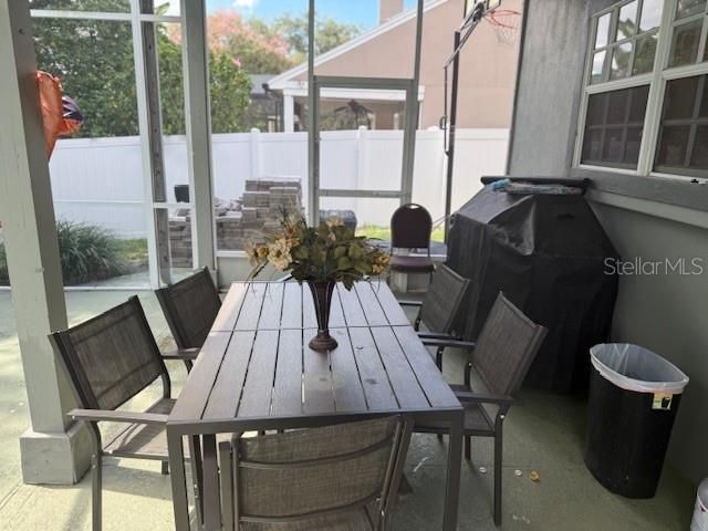 待售: $625,000 (4 贝兹, 2 浴室, 2760 平方英尺)