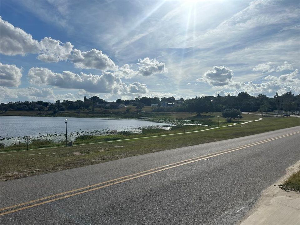 En Renta: $2,400 (4 camas, 3 baños, 2279 Pies cuadrados)