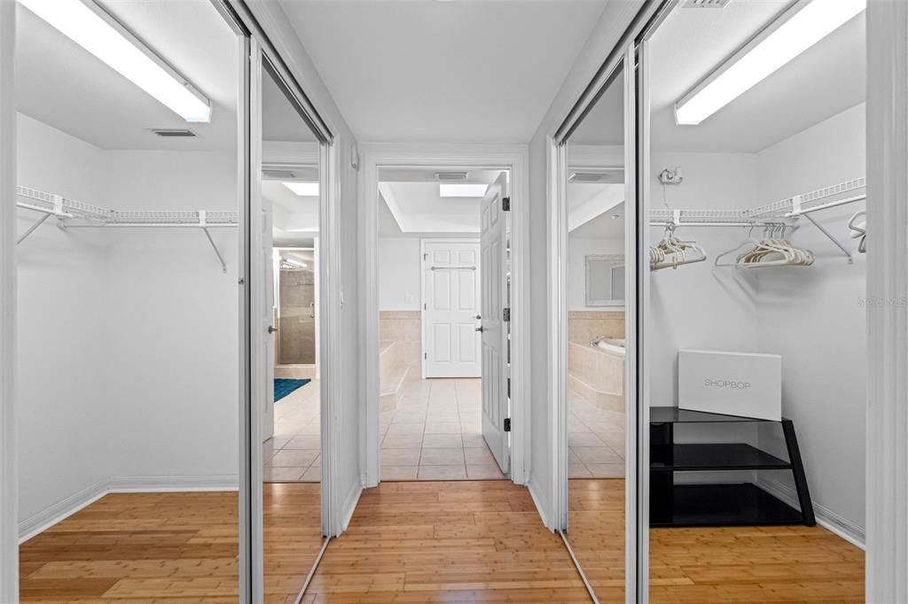 En Venta: $1,750,000 (3 camas, 3 baños, 2275 Pies cuadrados)