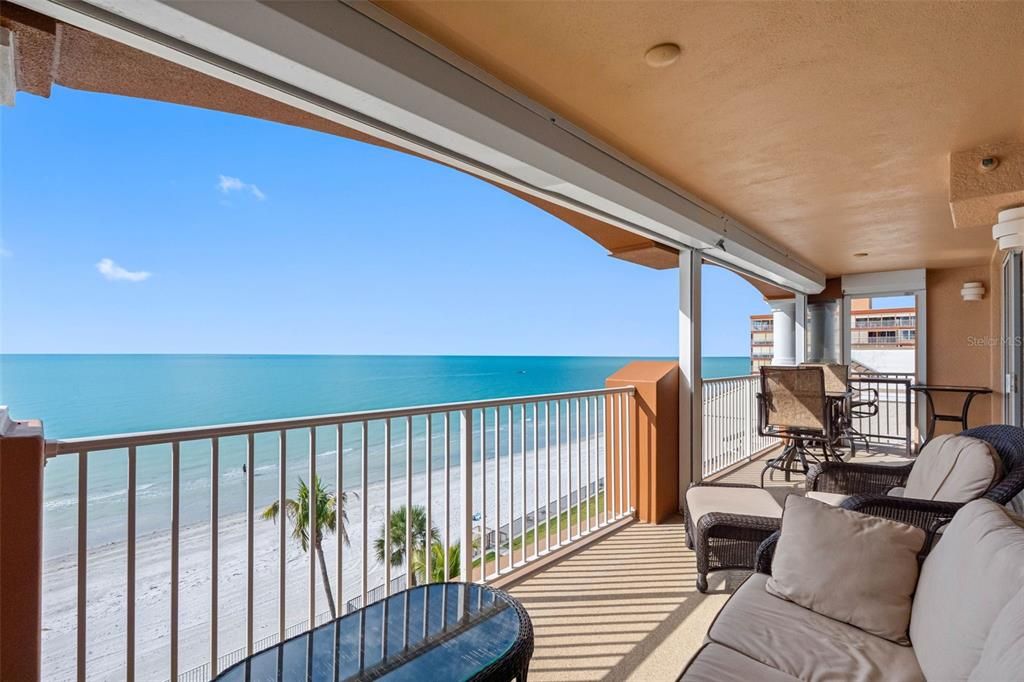 En Venta: $1,750,000 (3 camas, 3 baños, 2275 Pies cuadrados)