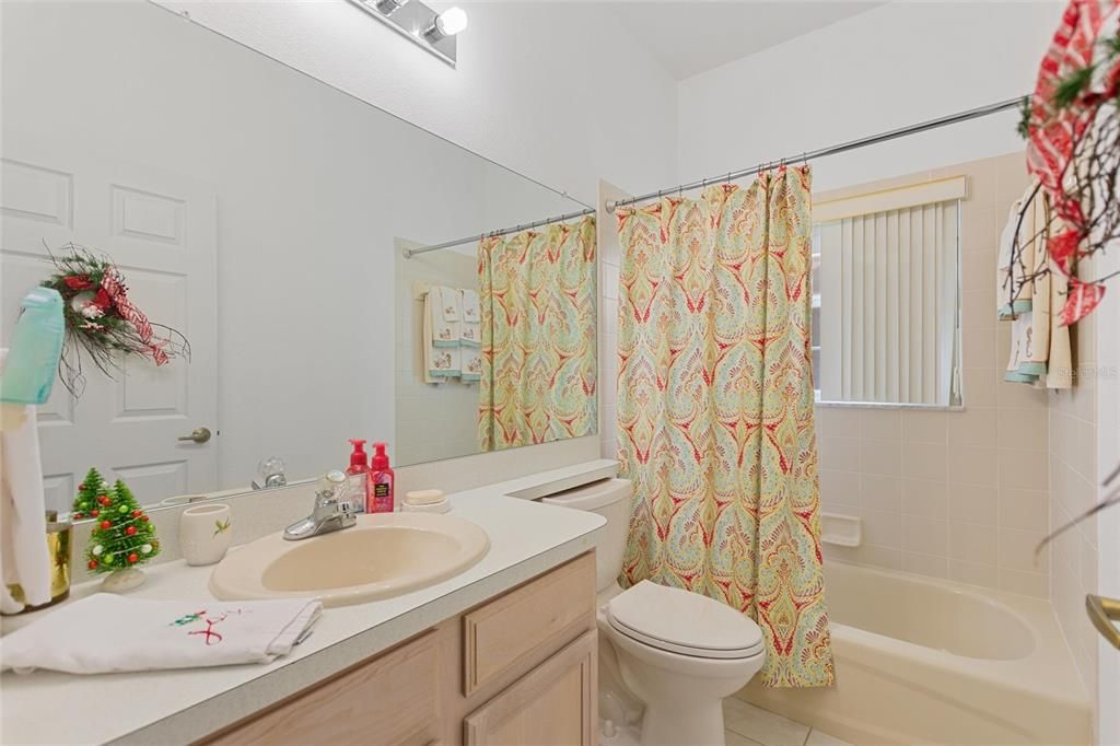 For Sale: $324,000 (3 beds, 2 baths, 1781 Square Feet)