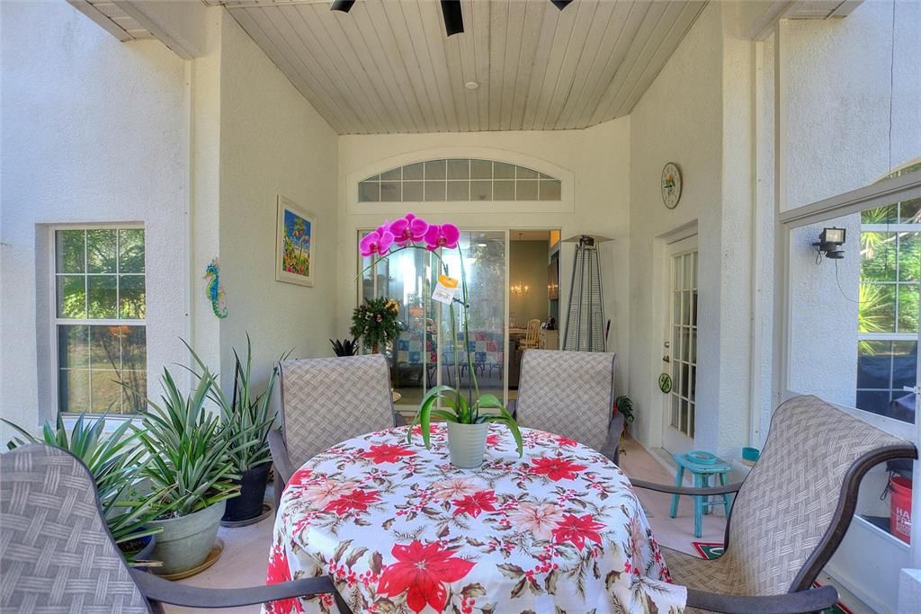 For Sale: $324,000 (3 beds, 2 baths, 1781 Square Feet)