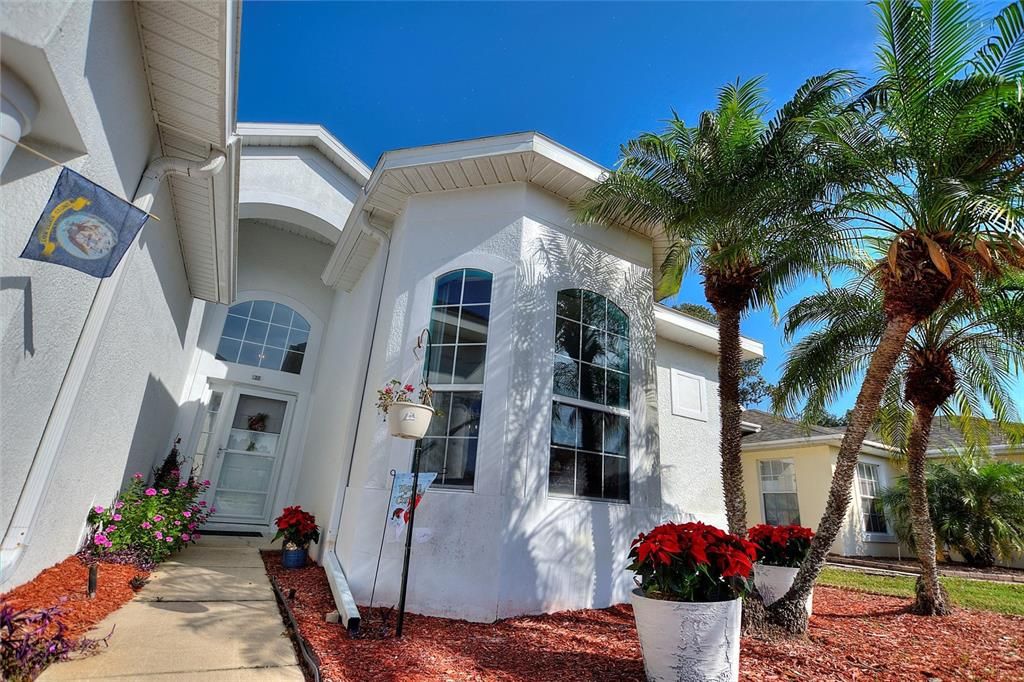 For Sale: $324,000 (3 beds, 2 baths, 1781 Square Feet)