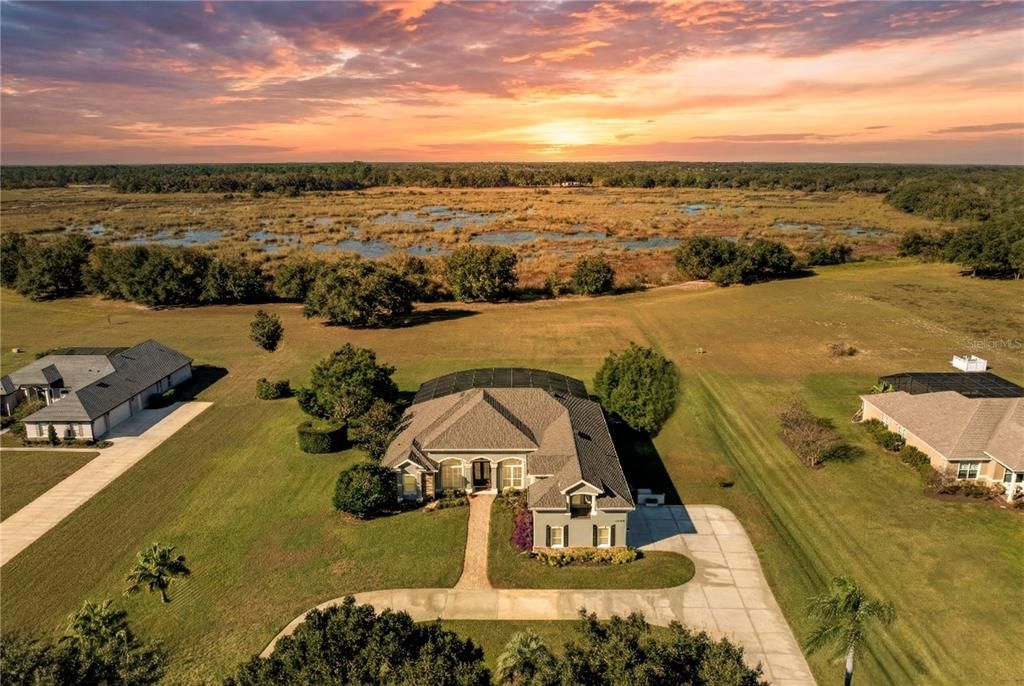 待售: $1,100,000 (4 贝兹, 3 浴室, 3368 平方英尺)