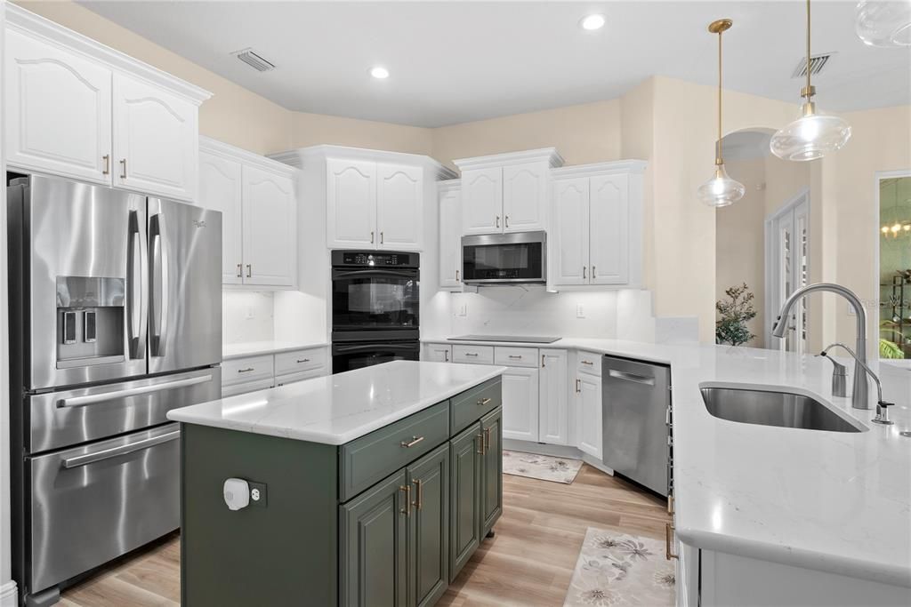 For Sale: $1,100,000 (4 beds, 3 baths, 3368 Square Feet)