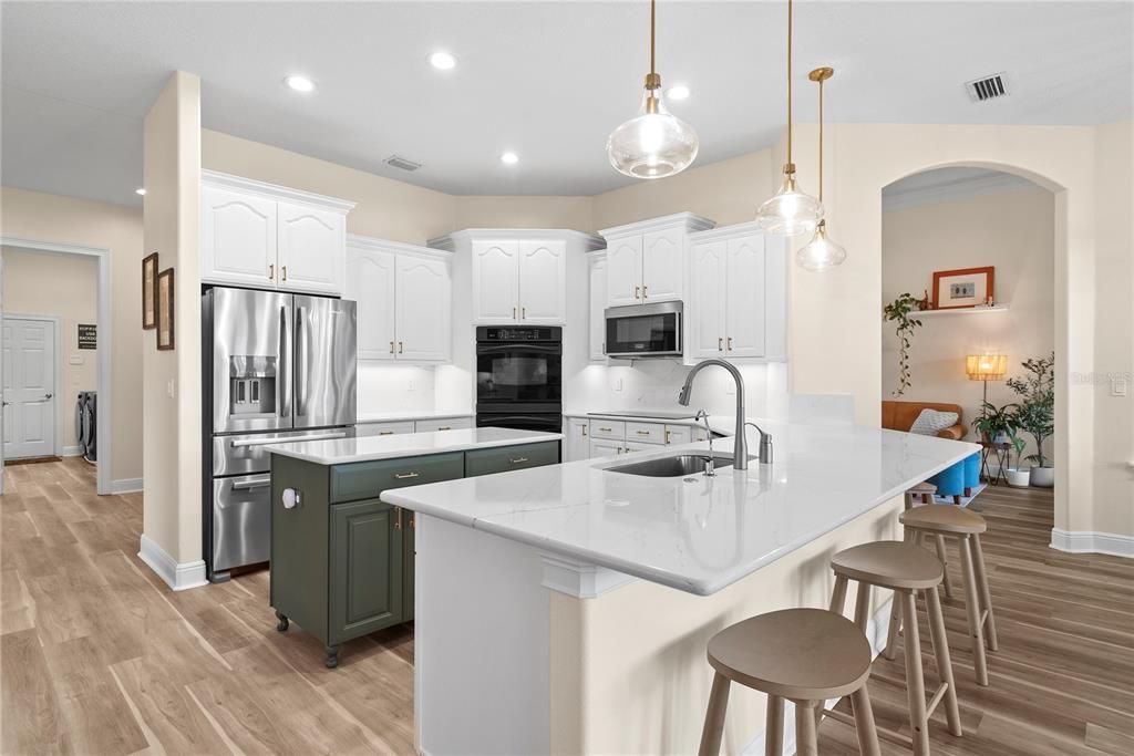 For Sale: $1,100,000 (4 beds, 3 baths, 3368 Square Feet)