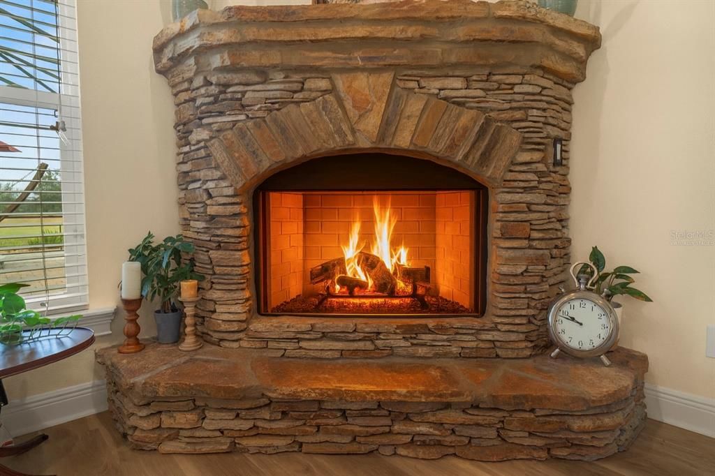 For Sale: $1,100,000 (4 beds, 3 baths, 3368 Square Feet)