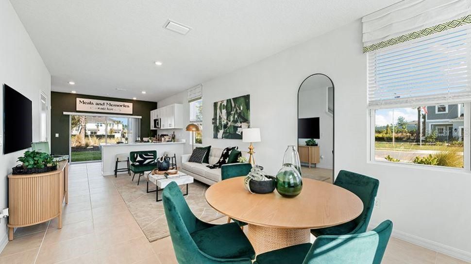 For Sale: $249,000 (2 beds, 2 baths, 1205 Square Feet)