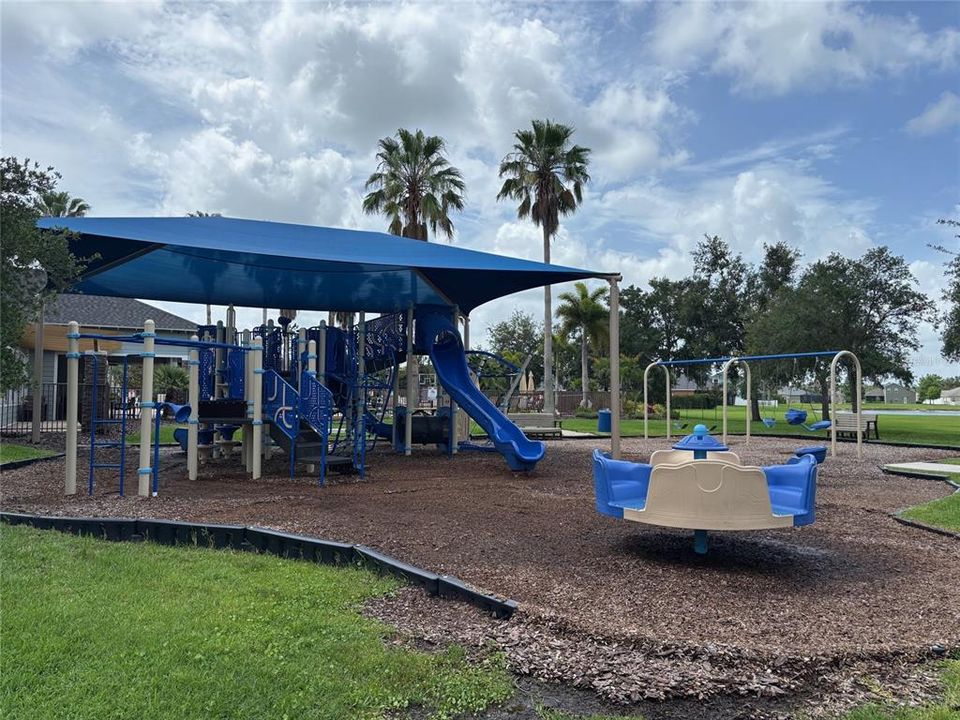 En Renta: $2,700 (4 camas, 2 baños, 1843 Pies cuadrados)