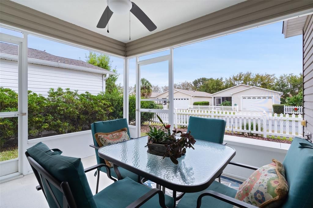 待售: $297,900 (2 贝兹, 2 浴室, 1156 平方英尺)