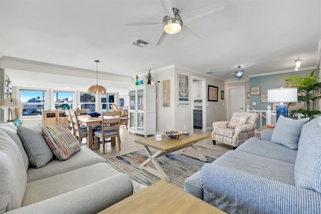 For Sale: $1,600,000 (3 beds, 3 baths, 2317 Square Feet)