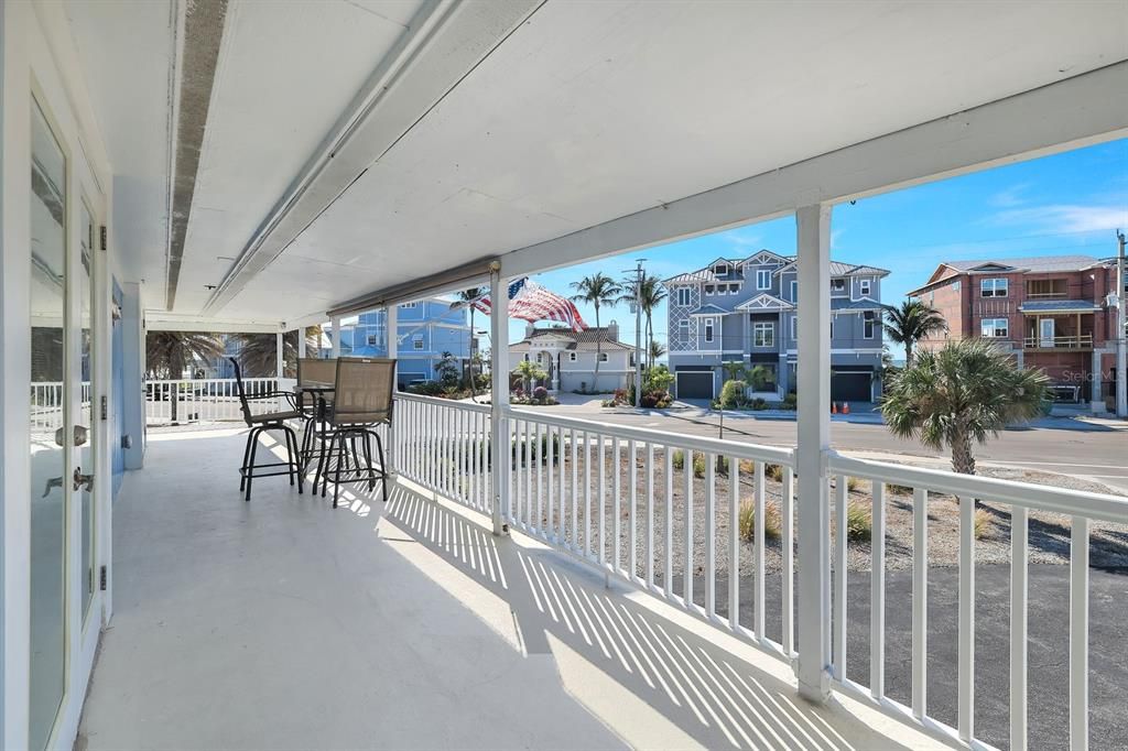 For Sale: $1,600,000 (3 beds, 3 baths, 2317 Square Feet)