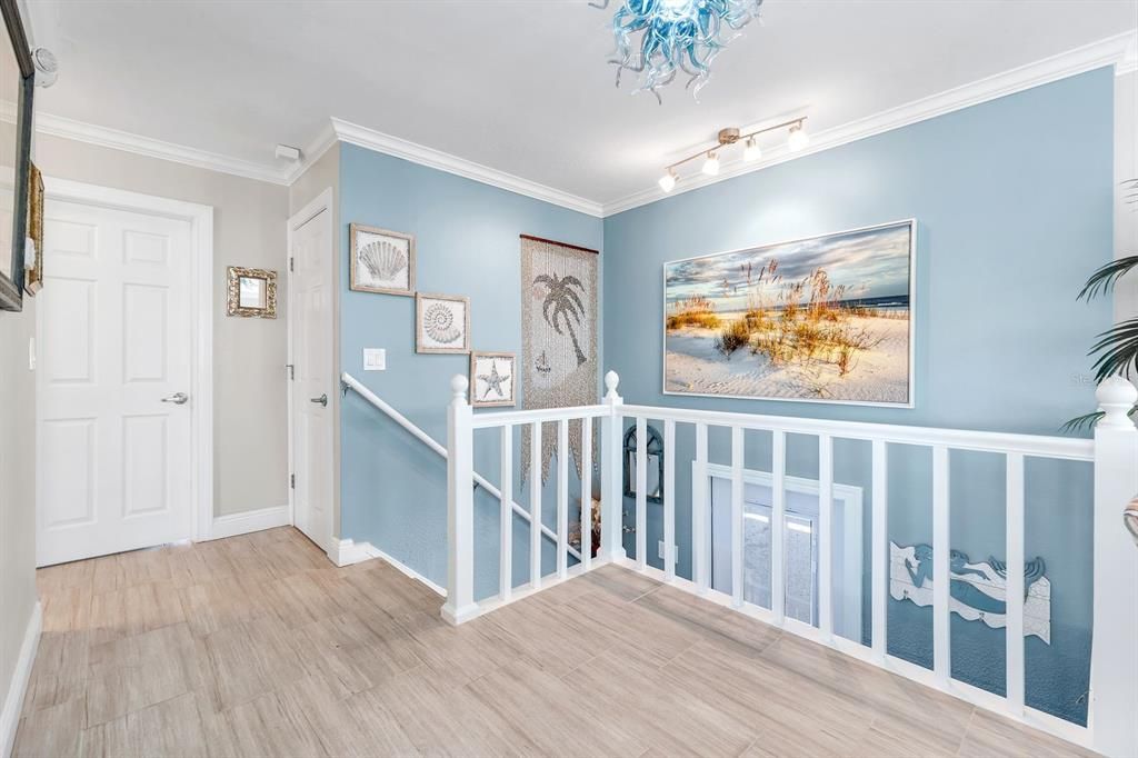 For Sale: $1,600,000 (3 beds, 3 baths, 2317 Square Feet)