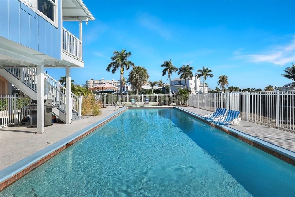 For Sale: $1,600,000 (3 beds, 3 baths, 2317 Square Feet)