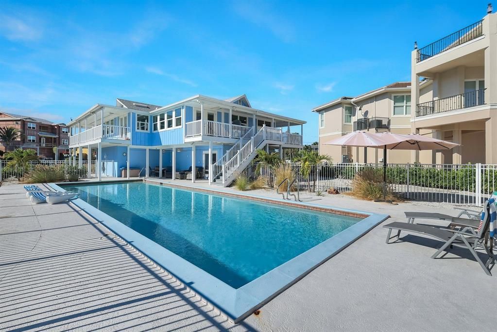 For Sale: $1,600,000 (3 beds, 3 baths, 2317 Square Feet)