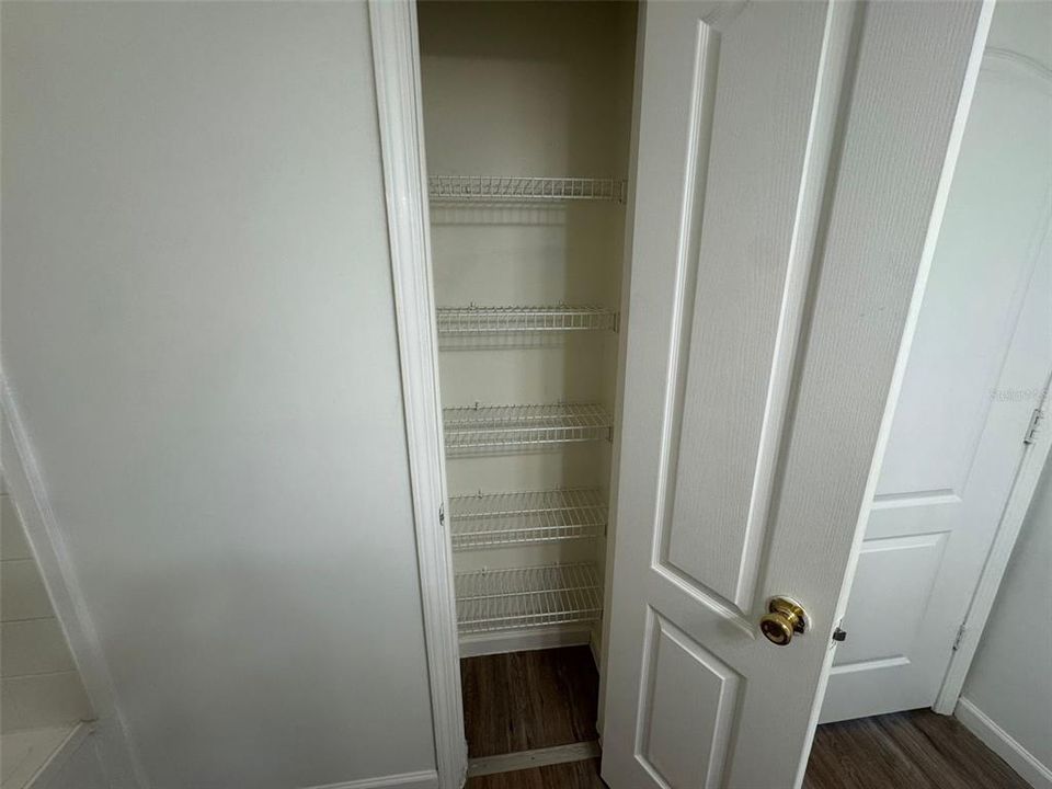 На продажу: $155,000 (1 спален, 1 ванн, 951 Квадратных фут)