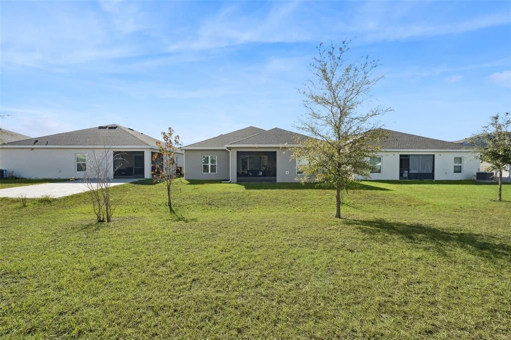 待售: $322,000 (4 贝兹, 2 浴室, 1819 平方英尺)