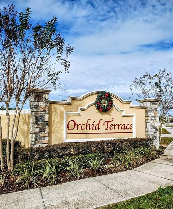 待售: $322,000 (4 贝兹, 2 浴室, 1819 平方英尺)