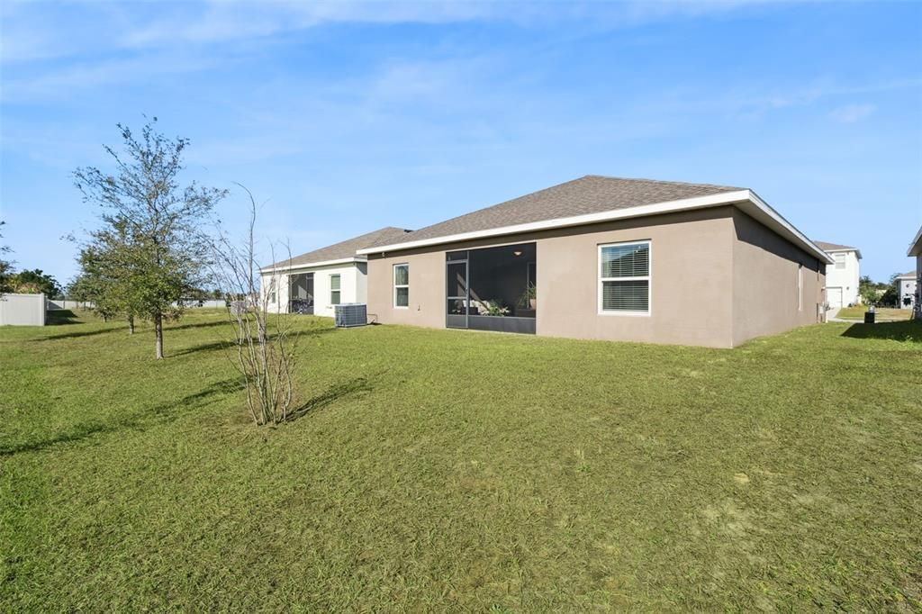 待售: $322,000 (4 贝兹, 2 浴室, 1819 平方英尺)