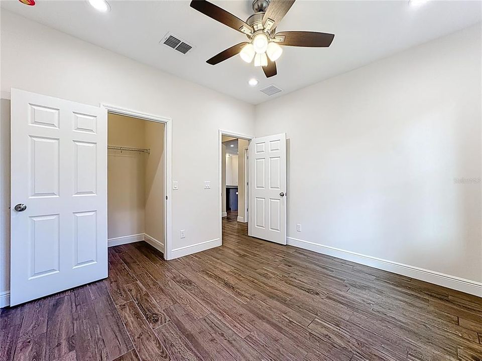 For Sale: $700,000 (4 beds, 3 baths, 2927 Square Feet)