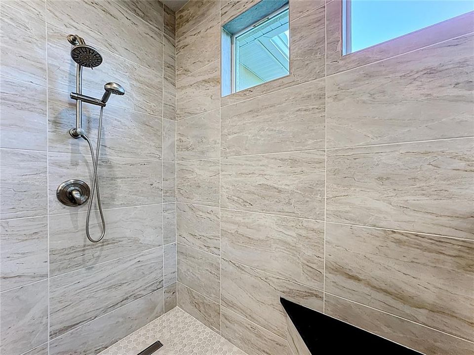 For Sale: $700,000 (4 beds, 3 baths, 2927 Square Feet)