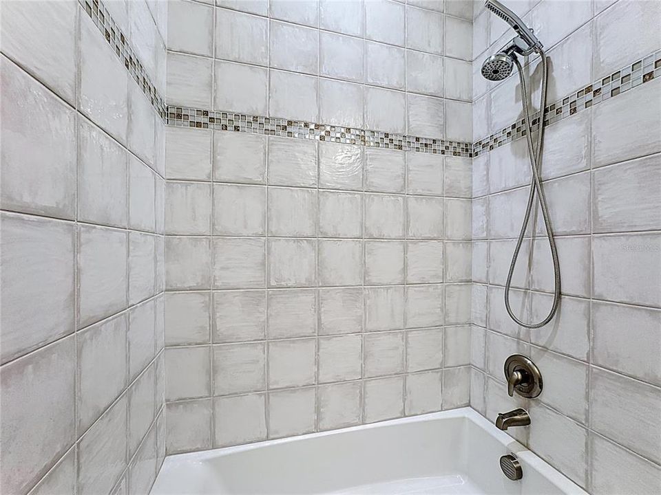 For Sale: $700,000 (4 beds, 3 baths, 2927 Square Feet)