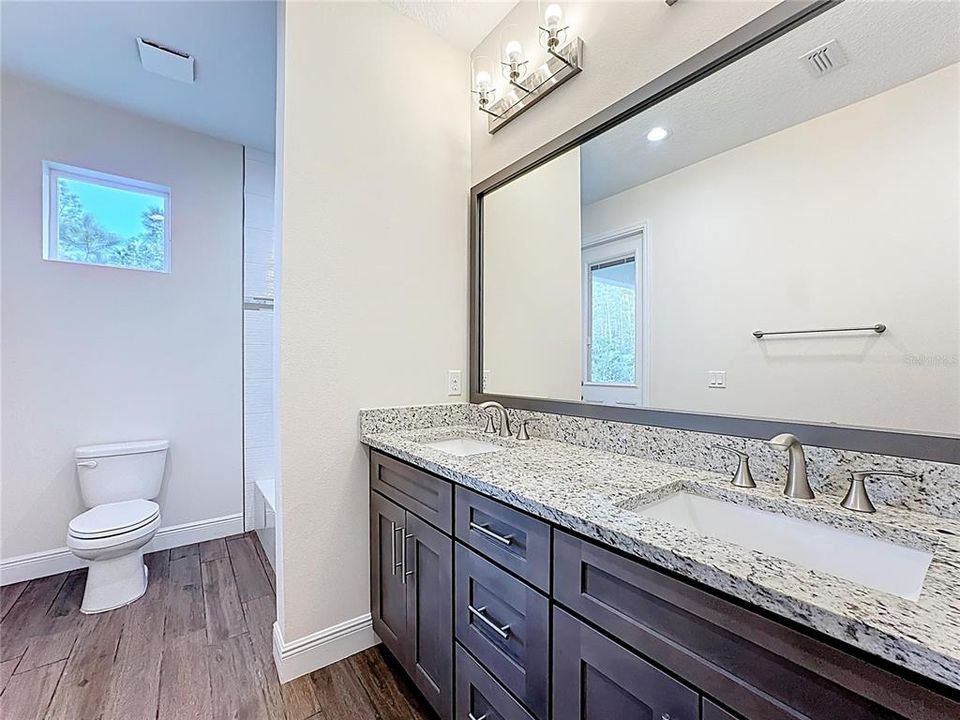 For Sale: $700,000 (4 beds, 3 baths, 2927 Square Feet)