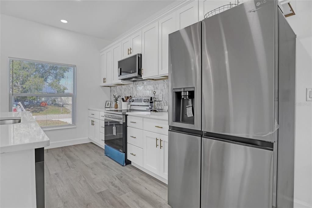 For Sale: $375,000 (4 beds, 2 baths, 1788 Square Feet)