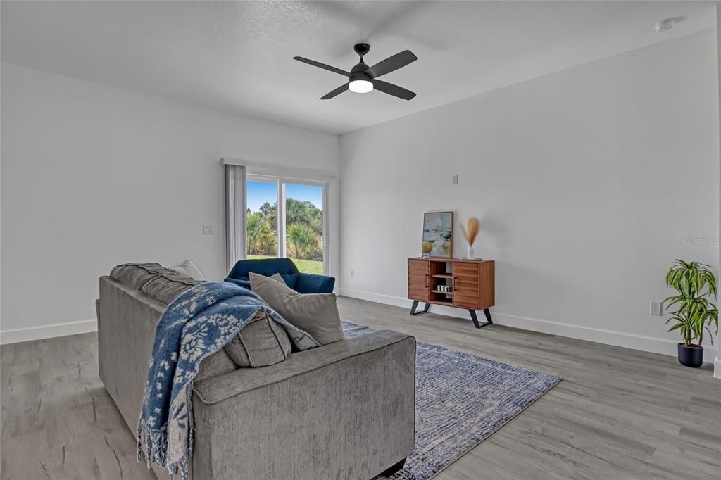 For Sale: $375,000 (4 beds, 2 baths, 1788 Square Feet)