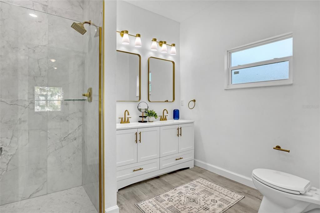 For Sale: $375,000 (4 beds, 2 baths, 1788 Square Feet)