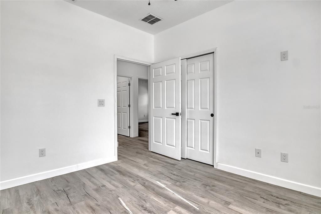 For Sale: $375,000 (4 beds, 2 baths, 1788 Square Feet)