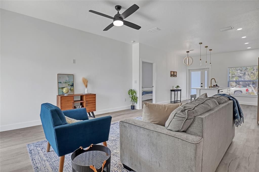 For Sale: $375,000 (4 beds, 2 baths, 1788 Square Feet)