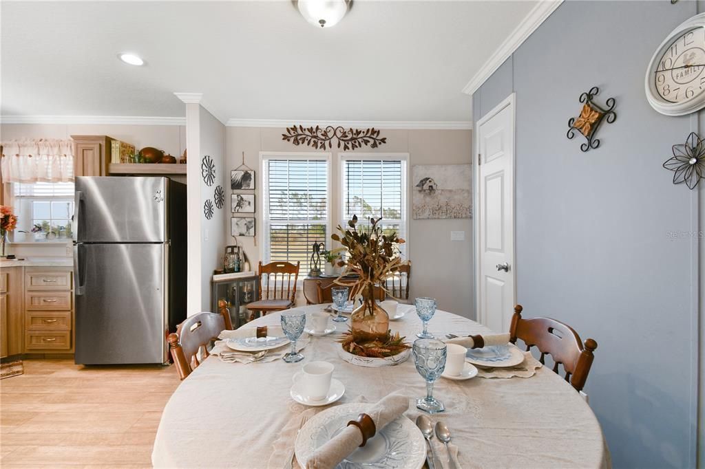 For Sale: $725,000 (4 beds, 3 baths, 1794 Square Feet)