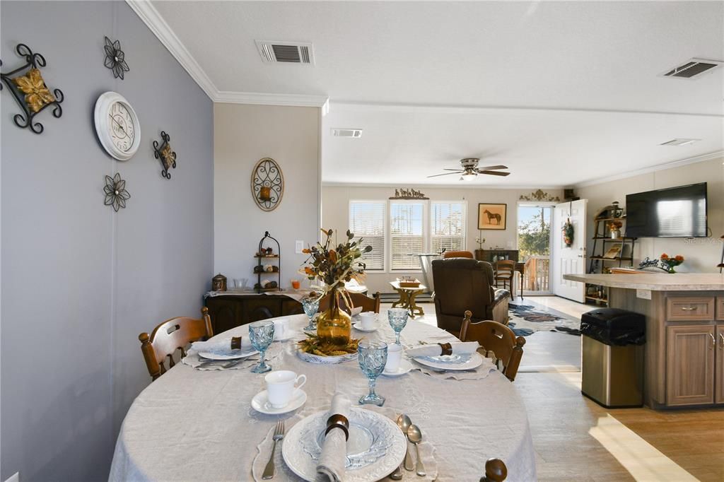 For Sale: $725,000 (4 beds, 3 baths, 1794 Square Feet)